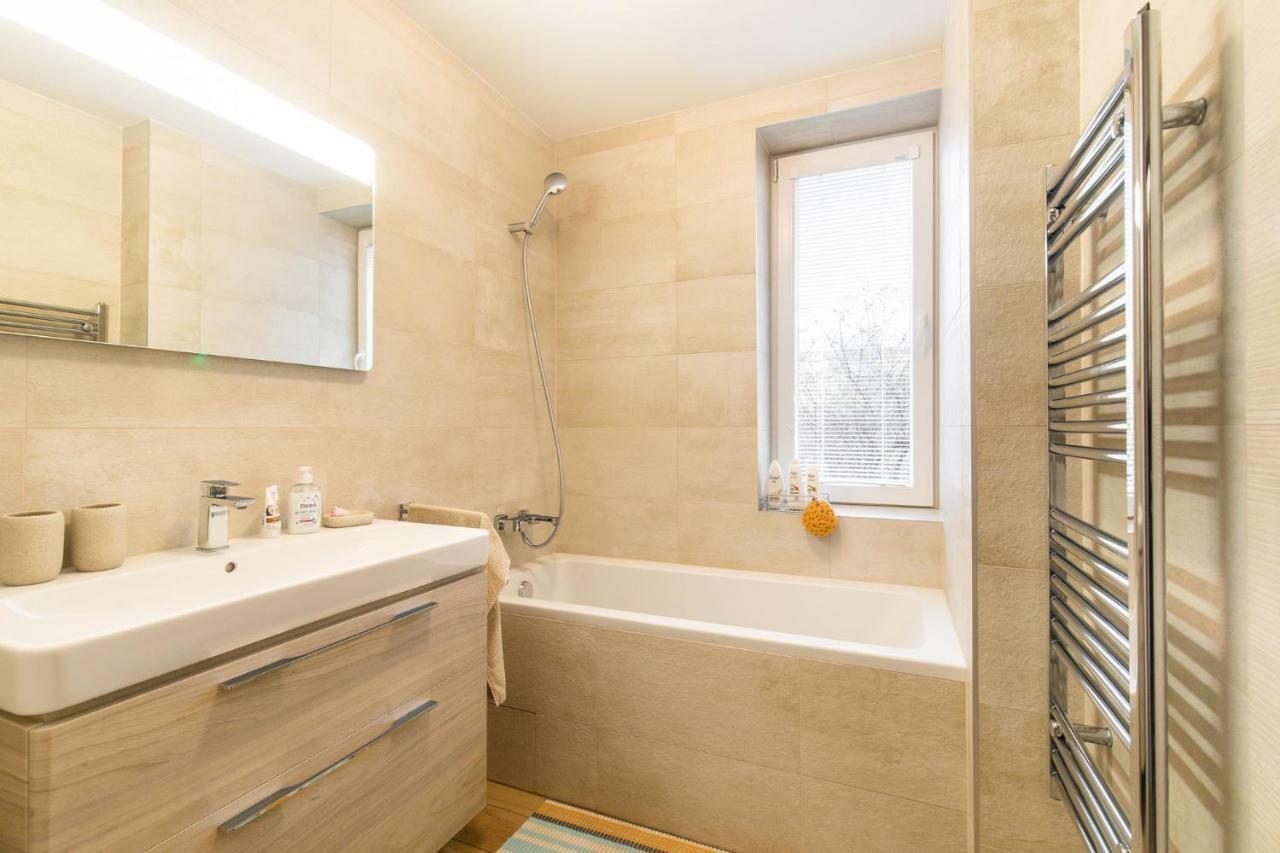 Newly Renovated, Full Equipped And Quiet Apartment Trnava Eksteriør billede